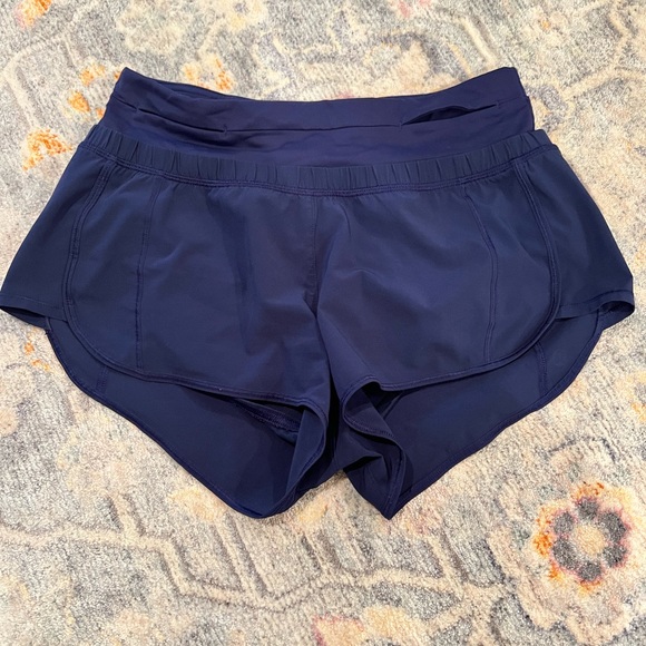 Lululemon shorts - Picture 1 of 2